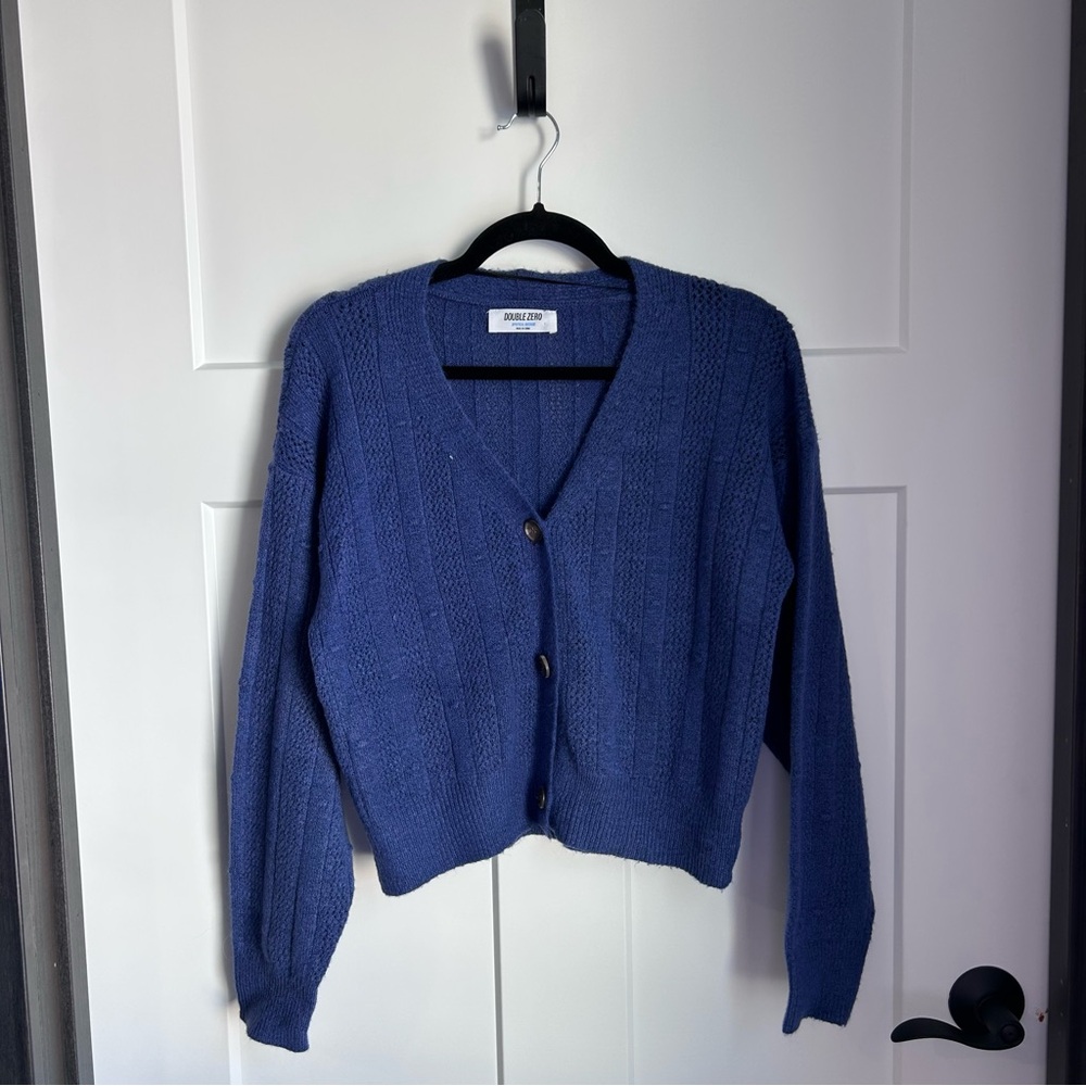 Double Zero Women’s Navy Cardigan Size Medium